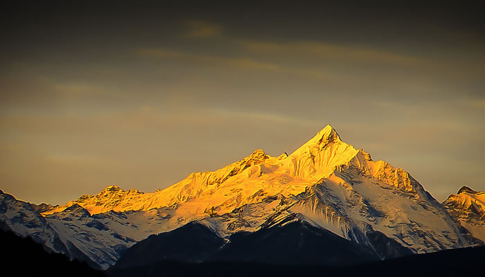 梅裏雪(xuě)山(shān)景色